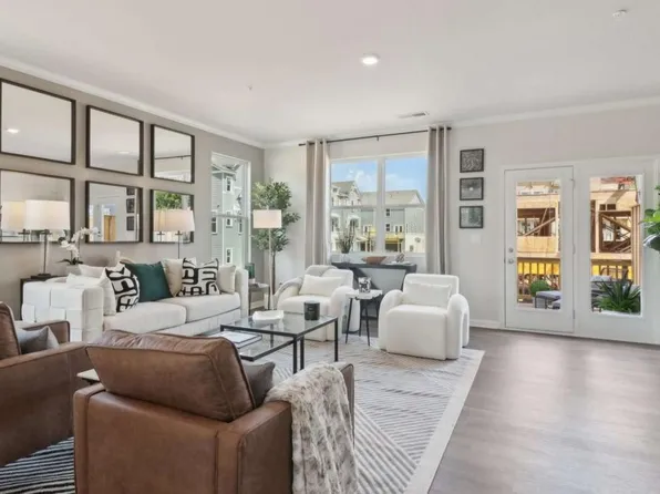 124 Asland Ln #27, Hapeville, GA 30354