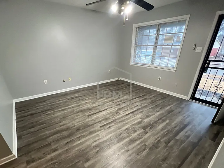 4325 Merlcrest Cv — Photo 5