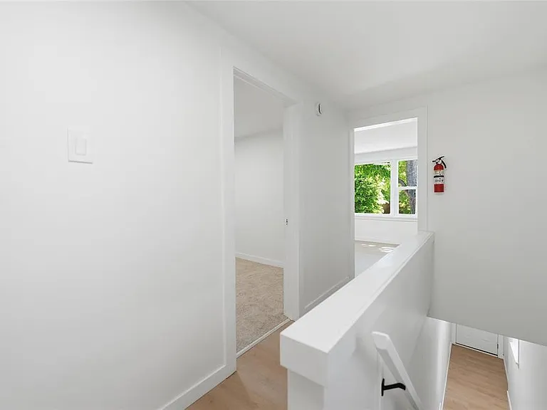 11 Luxton Ave #A — Photo 3