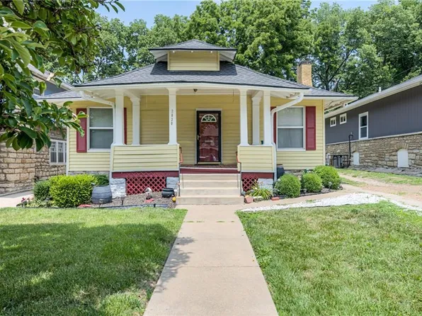 2030 E 24th St, Kansas City, MO 64127