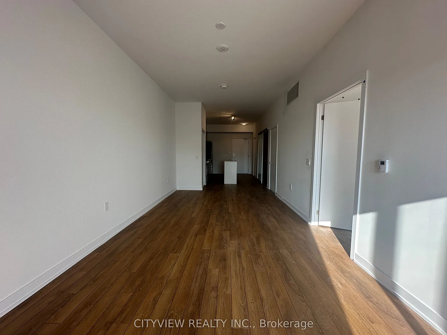2 bed, $2,500 — Photo 4