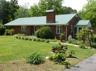 210 Roanoke Ave, Littleton, NC 27850