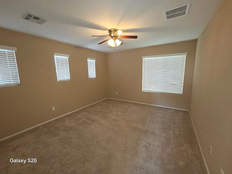 21091 E Munoz St — Photo 7
