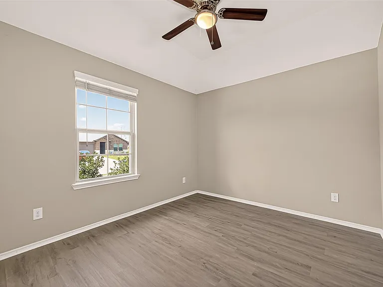 18361 Timbermill Ln — Photo 18