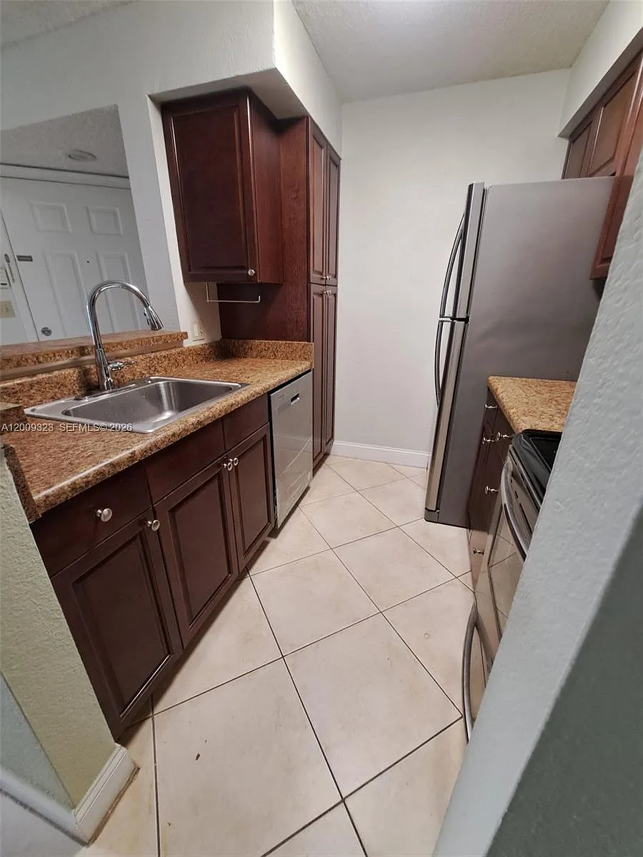 Building Photo - 2796 S University Dr #2106