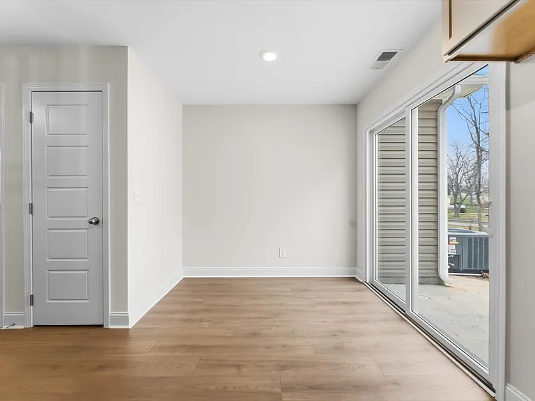 117 Quarry Point Dr — Photo 11