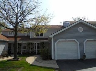 1963 Georgetown Ln, Hoffman Estates, IL 60169