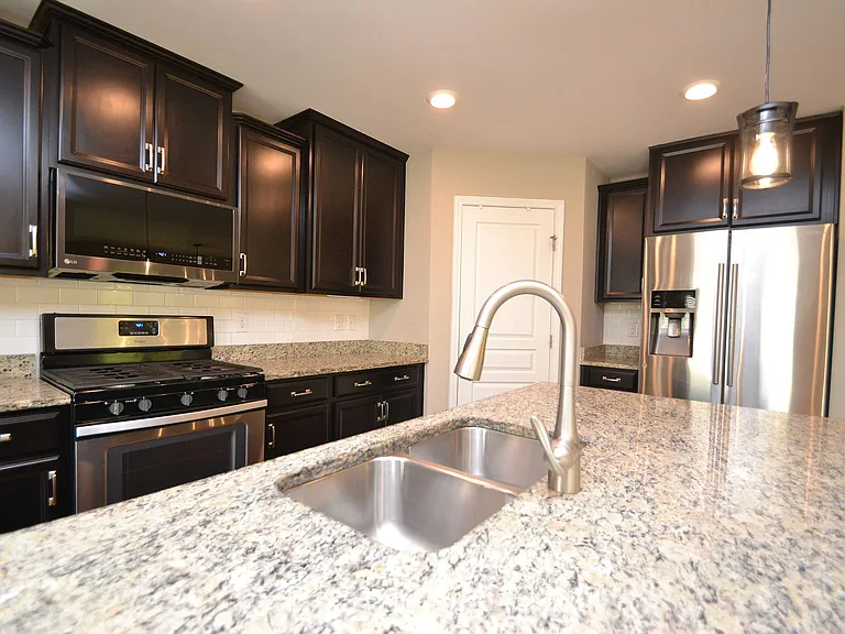 104 N Harrison Place Ln — Photo 9