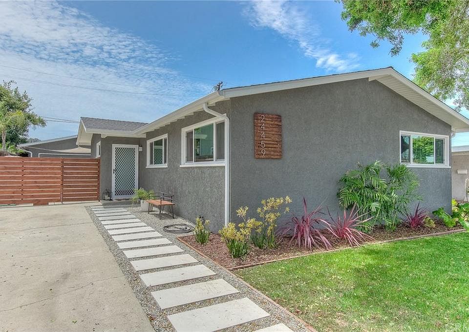 1st image of 24459 Winlock Dr
