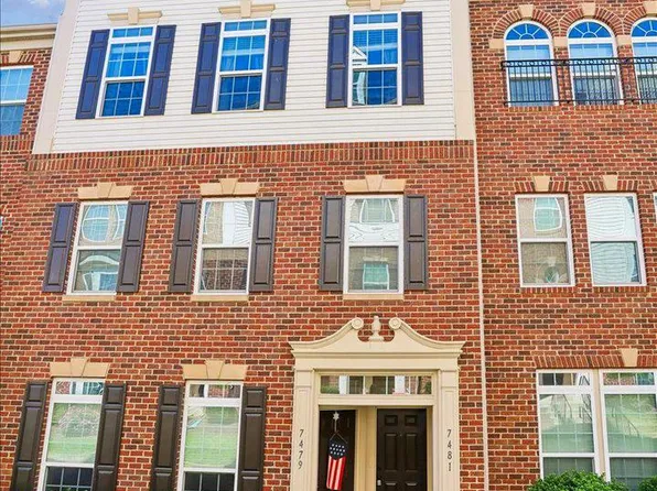 7481 Brunson Cir, Gainesville, VA 20155