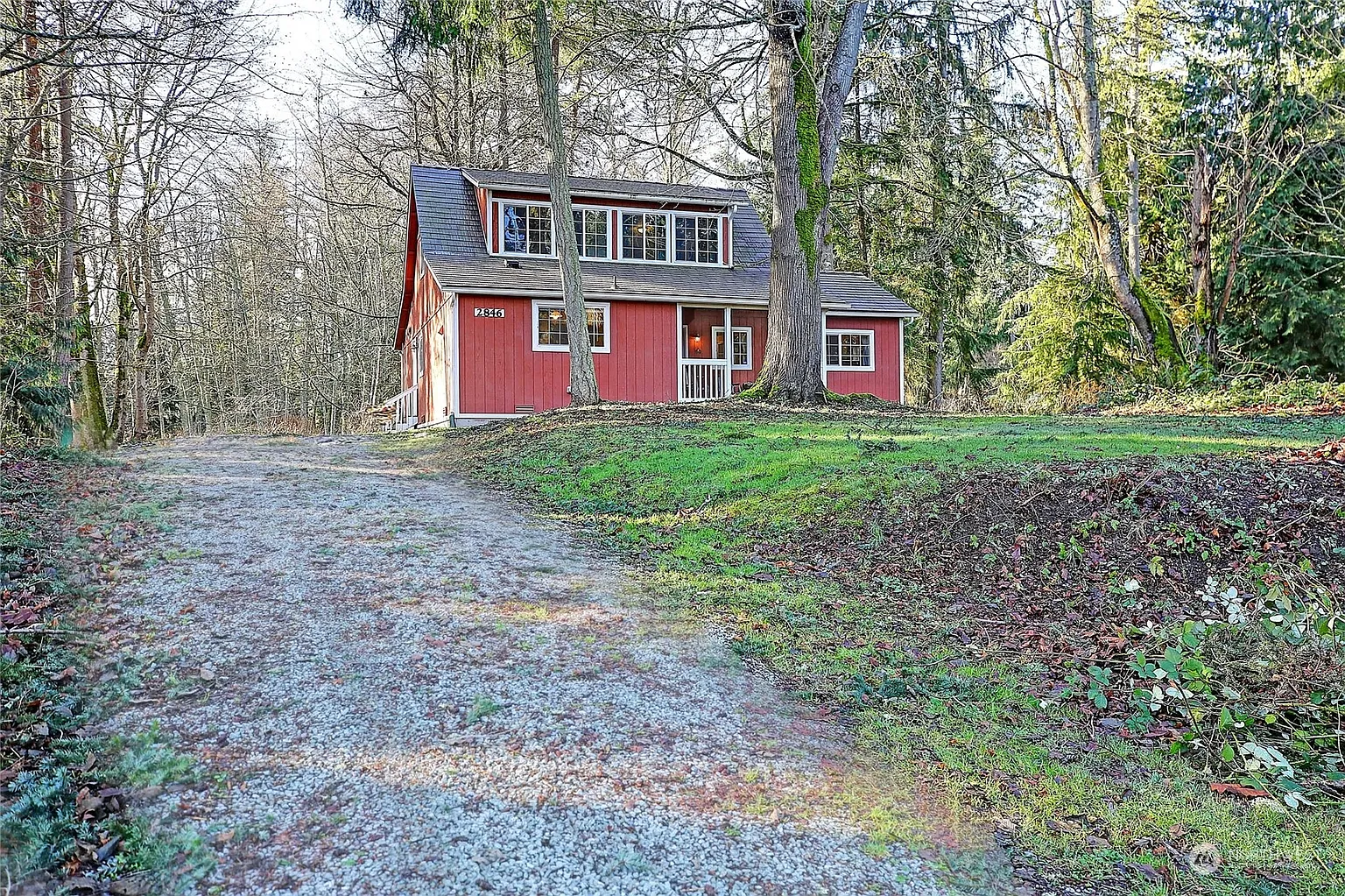 2846 Viewmont Place photo 1