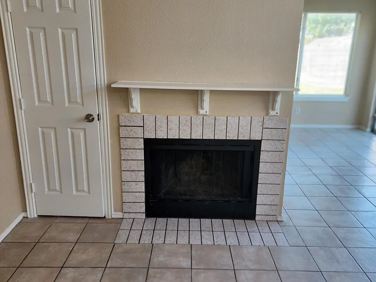 826 Springwood Dr — Photo 16