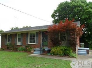 308 Prosser Rd, Lawrenceburg, TN 38464