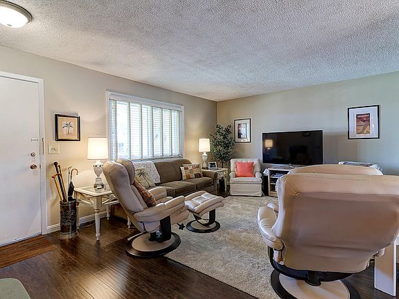 4th image of 10416 W Kingswood Cir