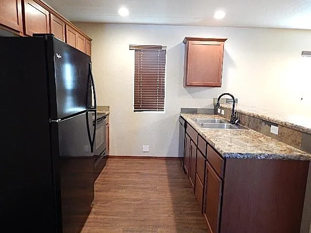 2834 N 14th Pl — Photo 2