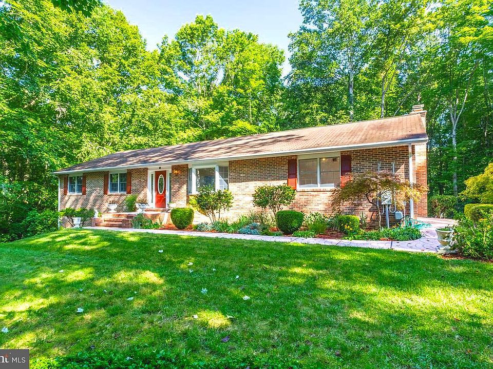 1st image of 3151 Ashwood Dr