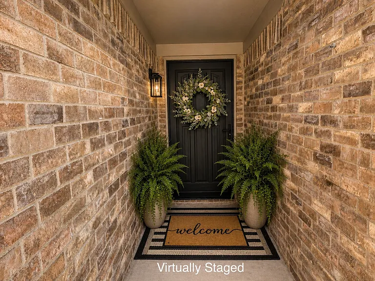 322 Dalhart Dr — Photo 5