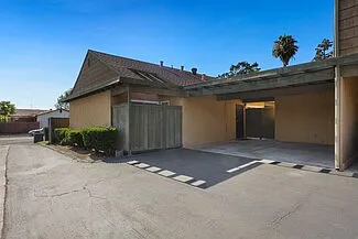 10559 Westonhill Dr — Photo 20