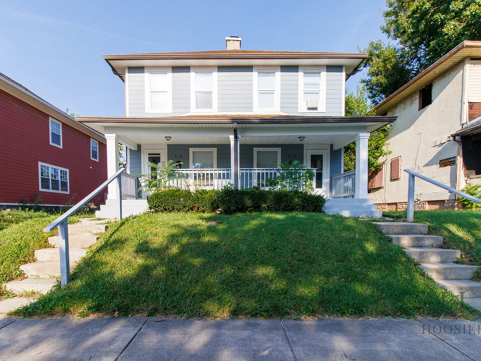 3 bed, 1.5 bath, 1296 sqft, $1,700 — Photo 1