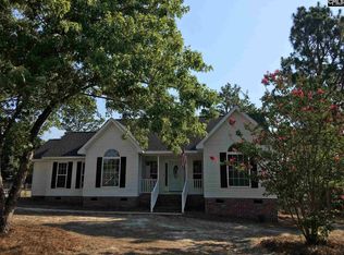 221 Kings Point Ct, Lexington, SC 29073