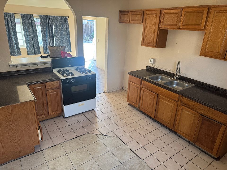 1st image of 25374 Court St #A