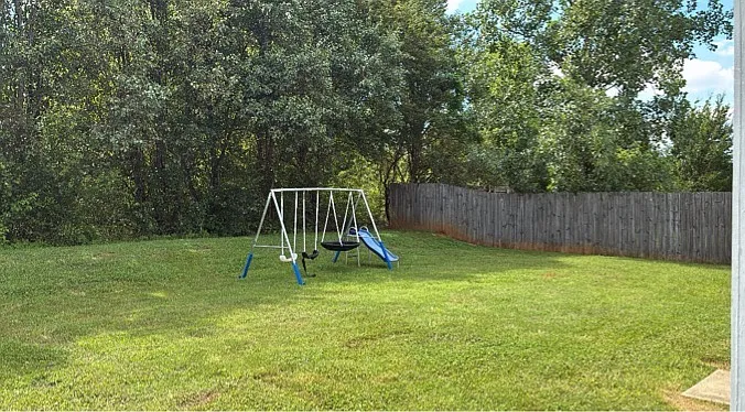 330 Kenneth Boulevard Northwest - 1 — Photo 4
