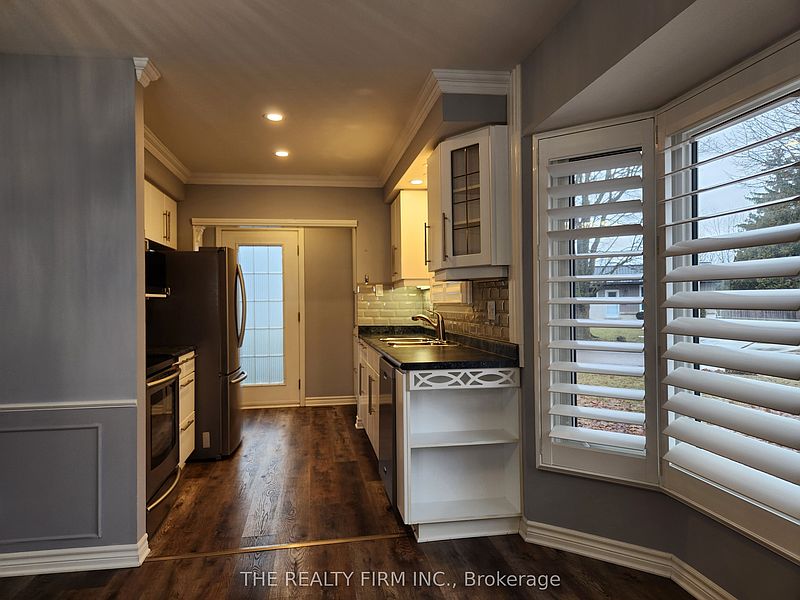 London House for rent - 3 Bedrooms — photo 9