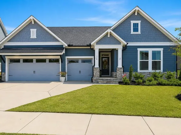 518 Serenity Walk Pkwy, Fuquay Varina, NC 27526