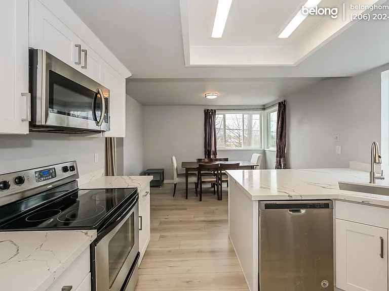 9710 5th Ave NE #307 — Photo 14