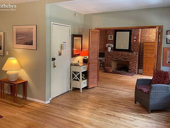 3rd image of 351 W 53rd St APT 2