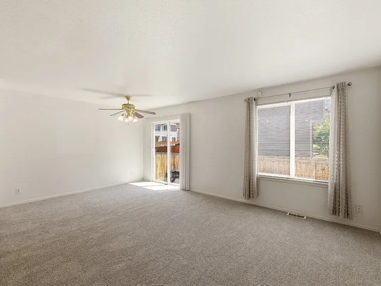 1225 S Zeno Cir #C — Photo 10