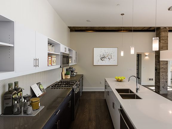 4th image of 307 W Olympic Pl #L1