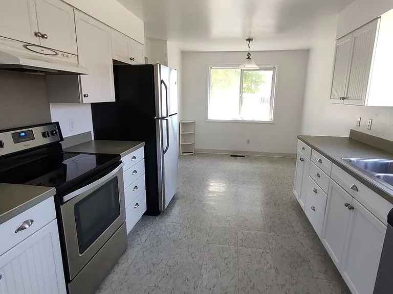 345 Cook St — Photo 13