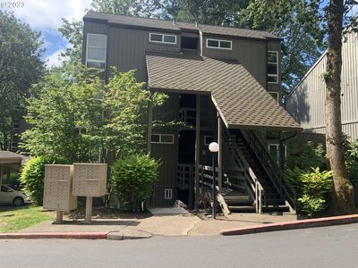 100 Kerr Pkwy APT 30, Lake Oswego, OR, 97035