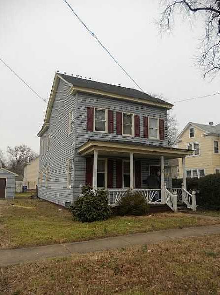 1st image of 1414 W 27th St