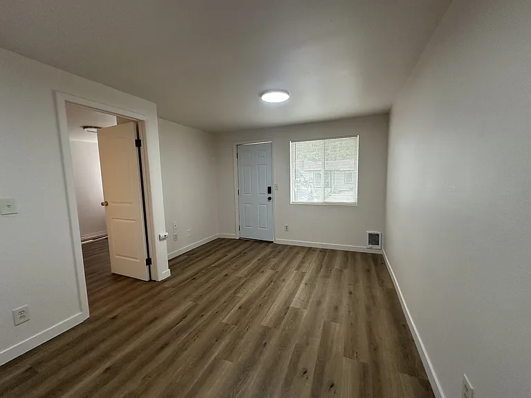 45414 SE North Bend Way — Photo 3