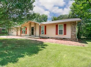11 Oakwood Dr, Cabot, AR 72023