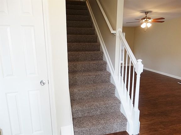 2nd image of 1317 Charidge Ln