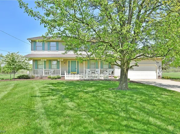 993 Champion Ave E, Warren, OH 44483