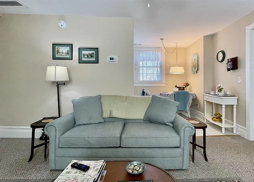 160 Palmetto Road, Unit #8 - A — Photo 4