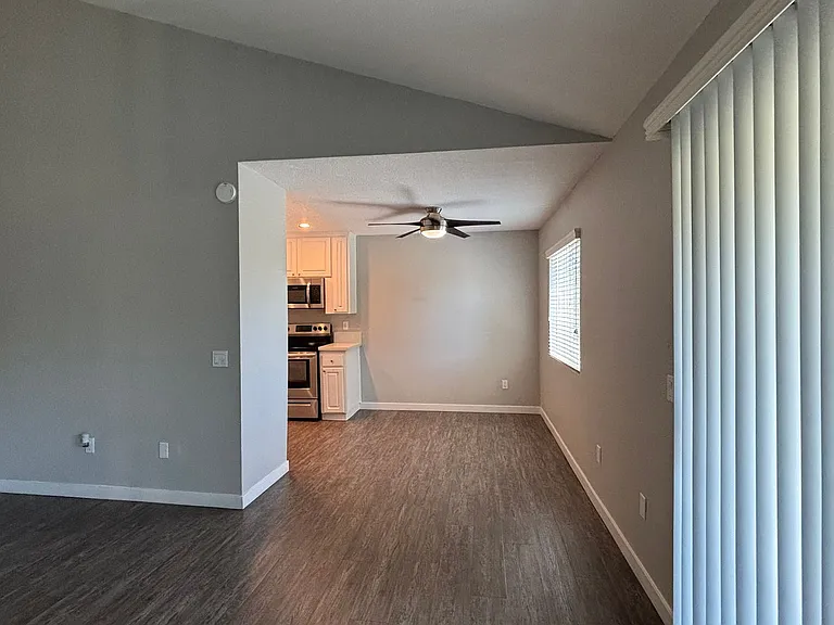 West Fifth Apartments — Photo 147
