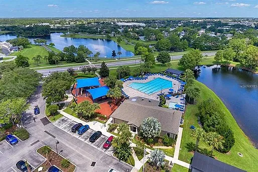 4 bed, 2000 sqft, $3,150 — Photo 3