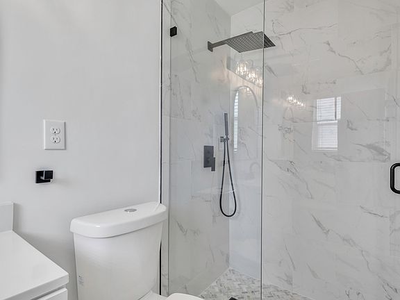 3rd image of 10015 SW 85th Ter