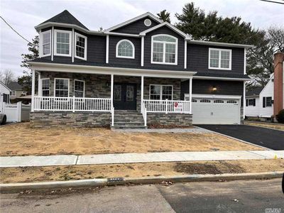 2141 Sherman Ave, Merrick, NY, 11566