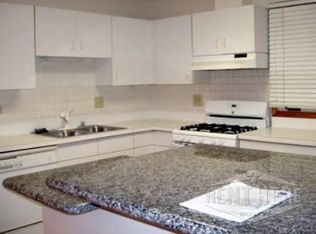 1200 W Fletcher St, Chicago, IL 60657