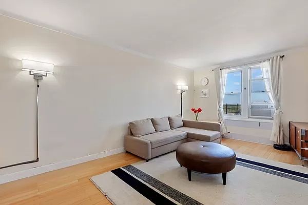 1st image of 114-20 Queens Blvd #F9