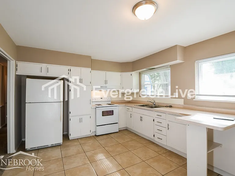 4 Blanchette Dr — Photo 6