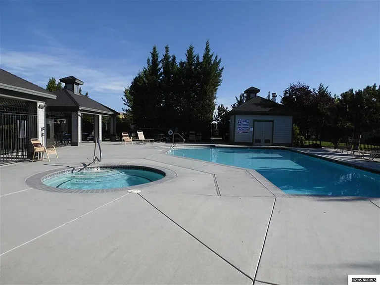 5358 Desert Peach Dr — Photo 2