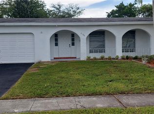 2190 NW 87th Ln, Fort Lauderdale, FL 33322