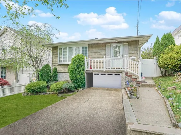 39 Morton St, Staten Island, NY 10306